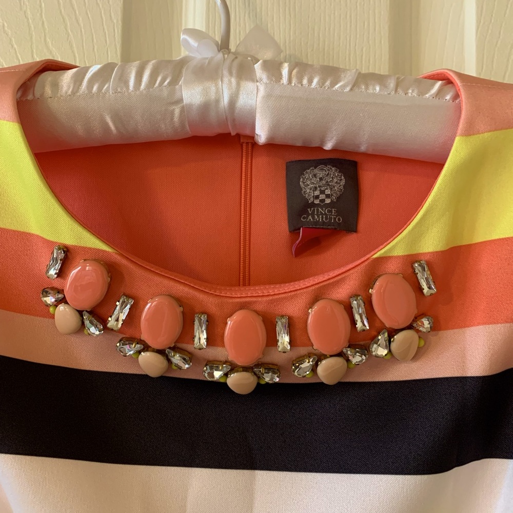 Vince Camuto dress size 6